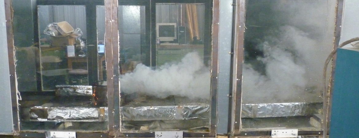 Laboratory experiment creating superfog from smoke and cool air