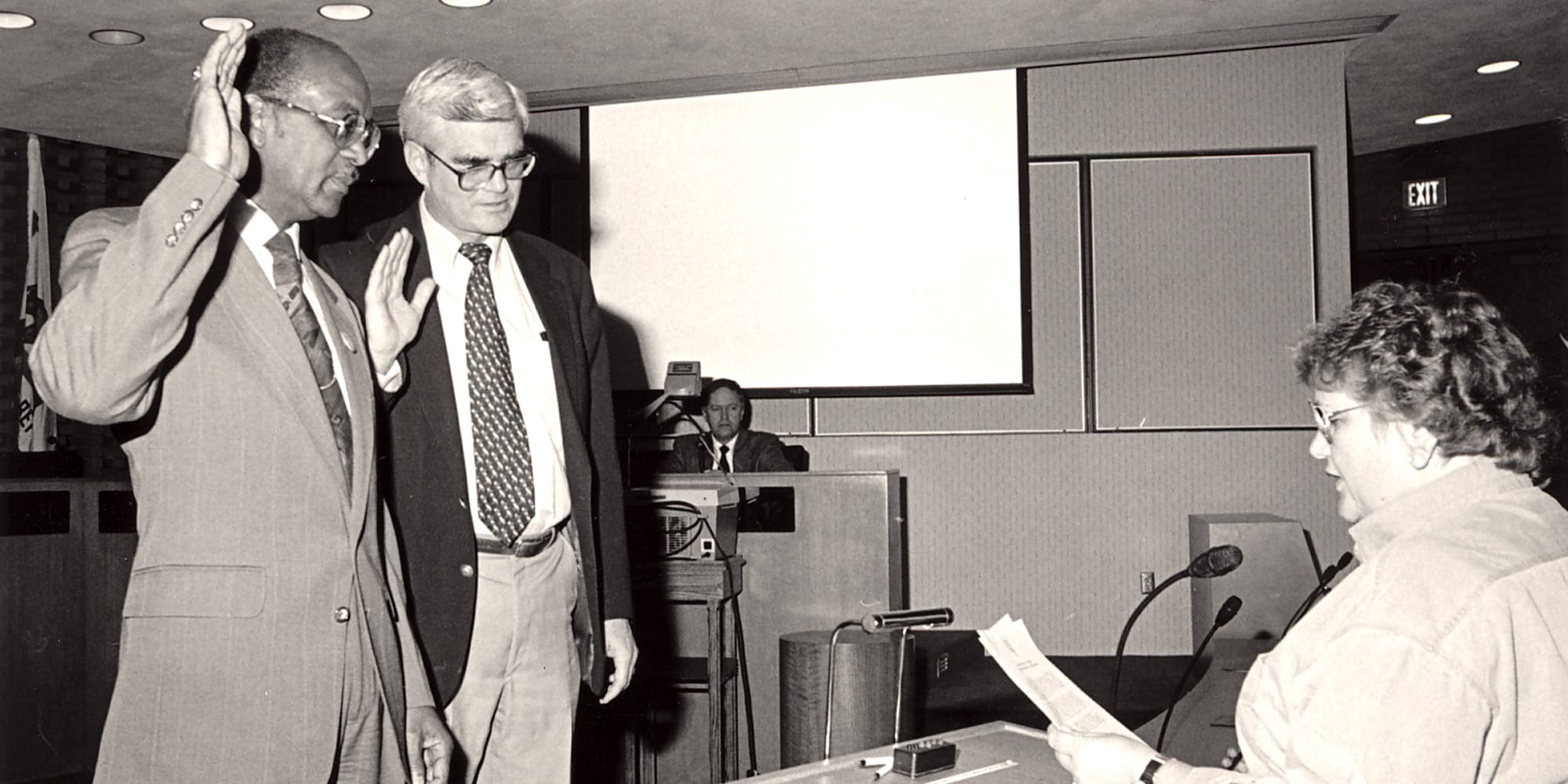 Loveridge was sworn in as mayor of Riverside in 1994 and served five terms. 