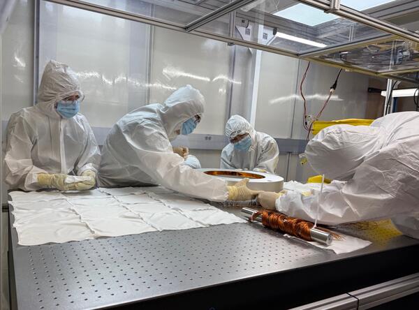 Students disassemble an instrument | UCR News | UC Riverside