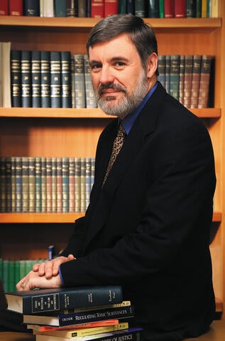 Portrait of UC Riverside Professor Carl Cranor in 2008. (UCR)