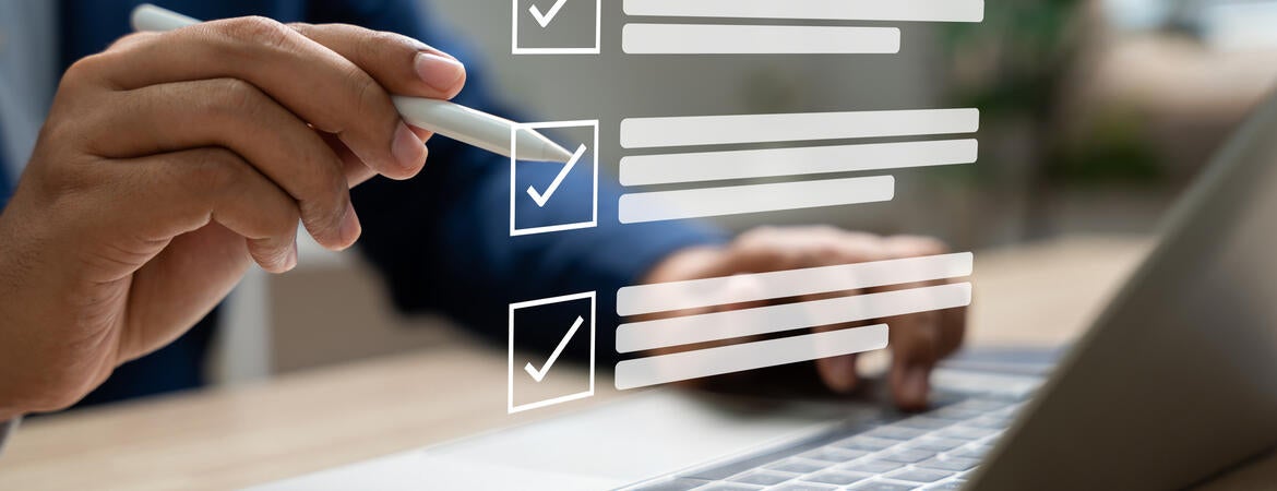 Person doing online survey