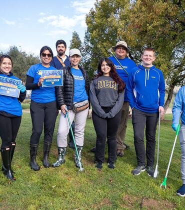 UCR students participating in Highlander Day of Service