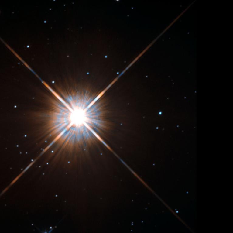 proxima centauri seen from the hubble telescope