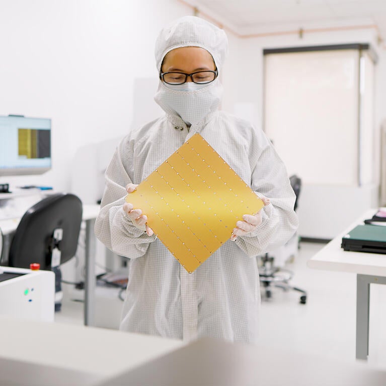 Wafer scale computer chip