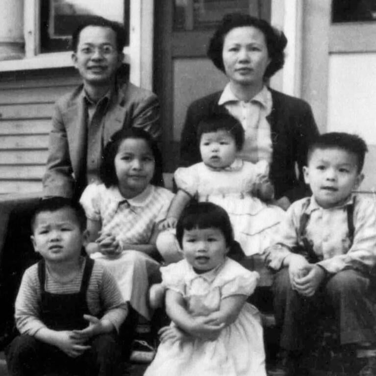 The Wong family with Voy and Fay Wong