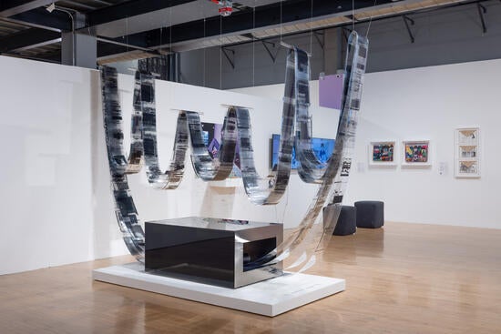 A gallery photo of the Transgresoras exhibition.