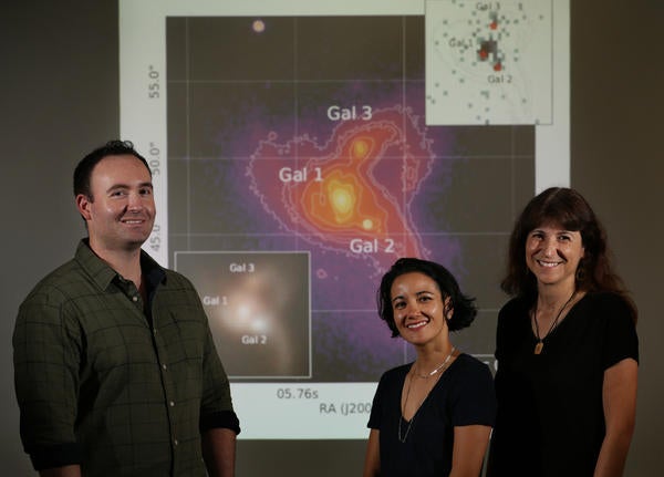 Ucr Astronomers Remington Sexton Christina Manzano King And Gabriela Canalizo News Eu nasci assim eu cresci assim e sou mesmo sim vou ser sempre assim gabriela, sempre gabriela. ucr astronomers remington sexton christina manzano king and gabriela canalizo news