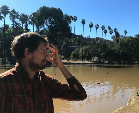 Dominik Hulse reacts to the smell H2S reaction, nose holding