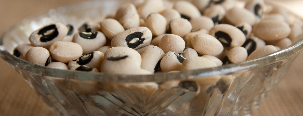 peas in a bowl